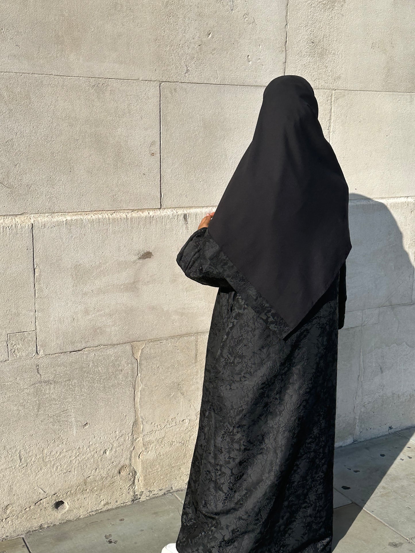 THE ROPE ABAYA