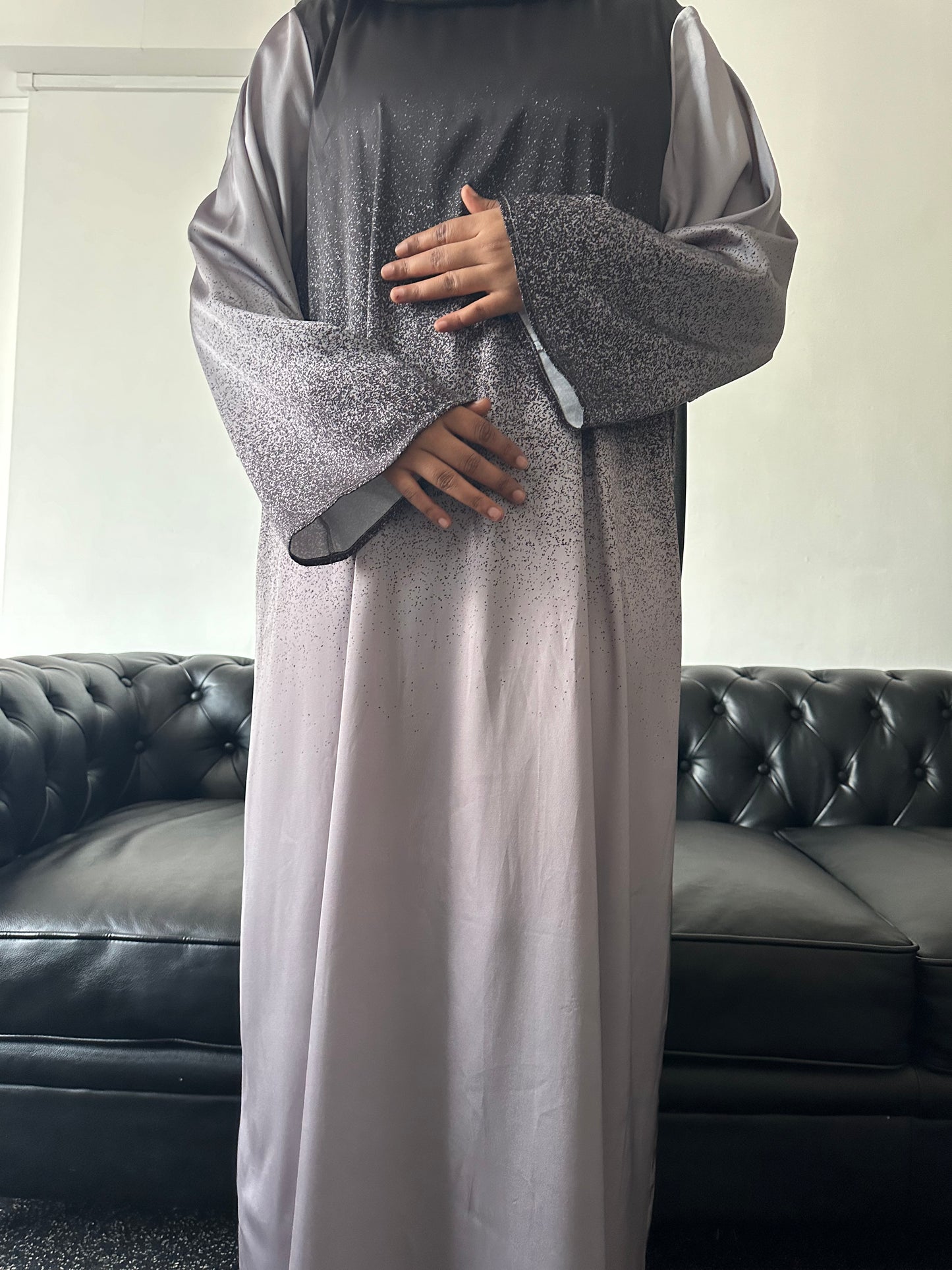 SATIN MIST: GREY