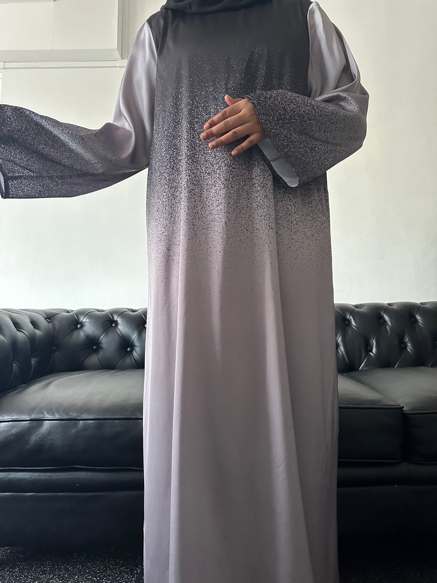 SATIN MIST: GREY