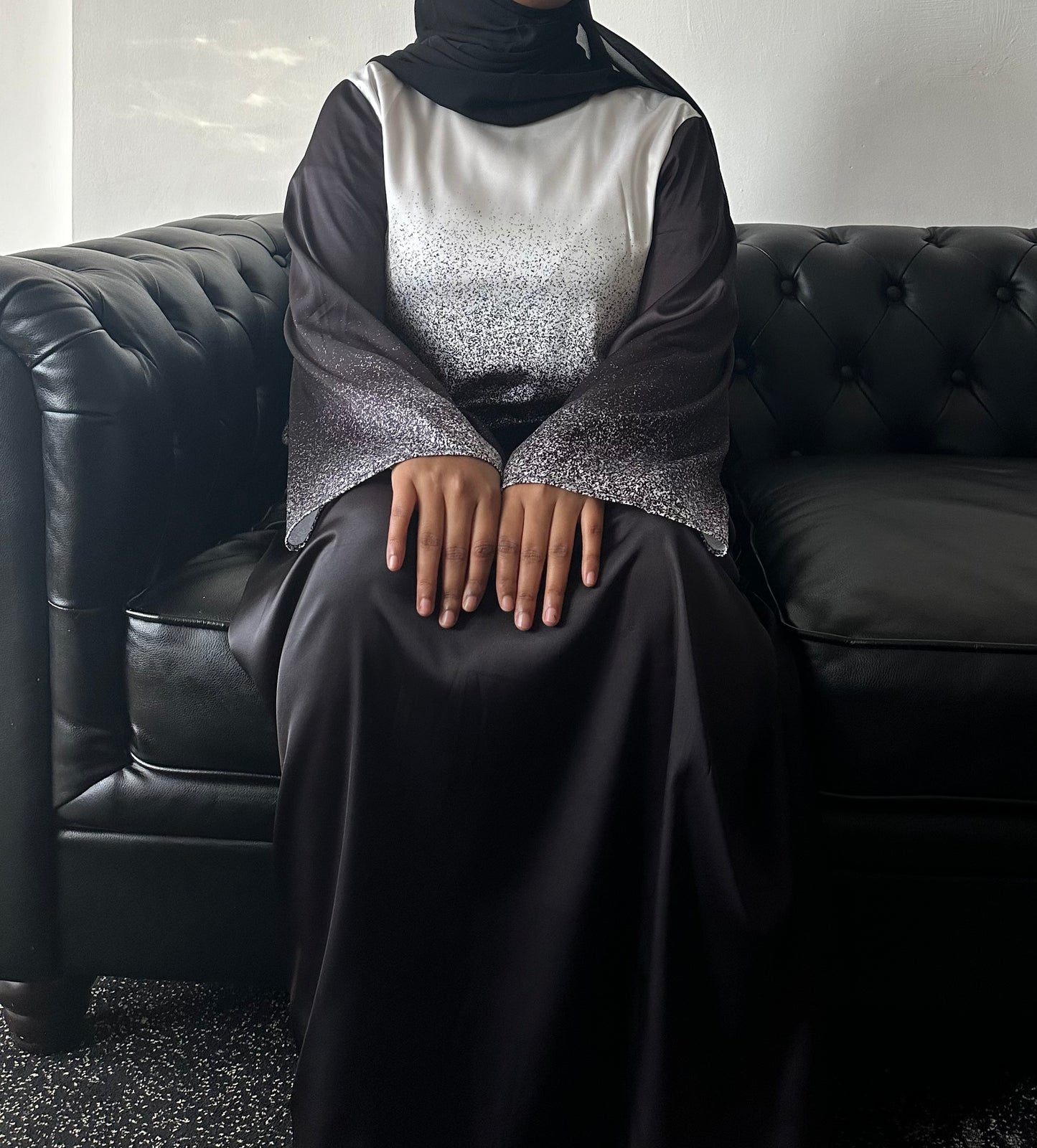 SATIN MIST: BLACK