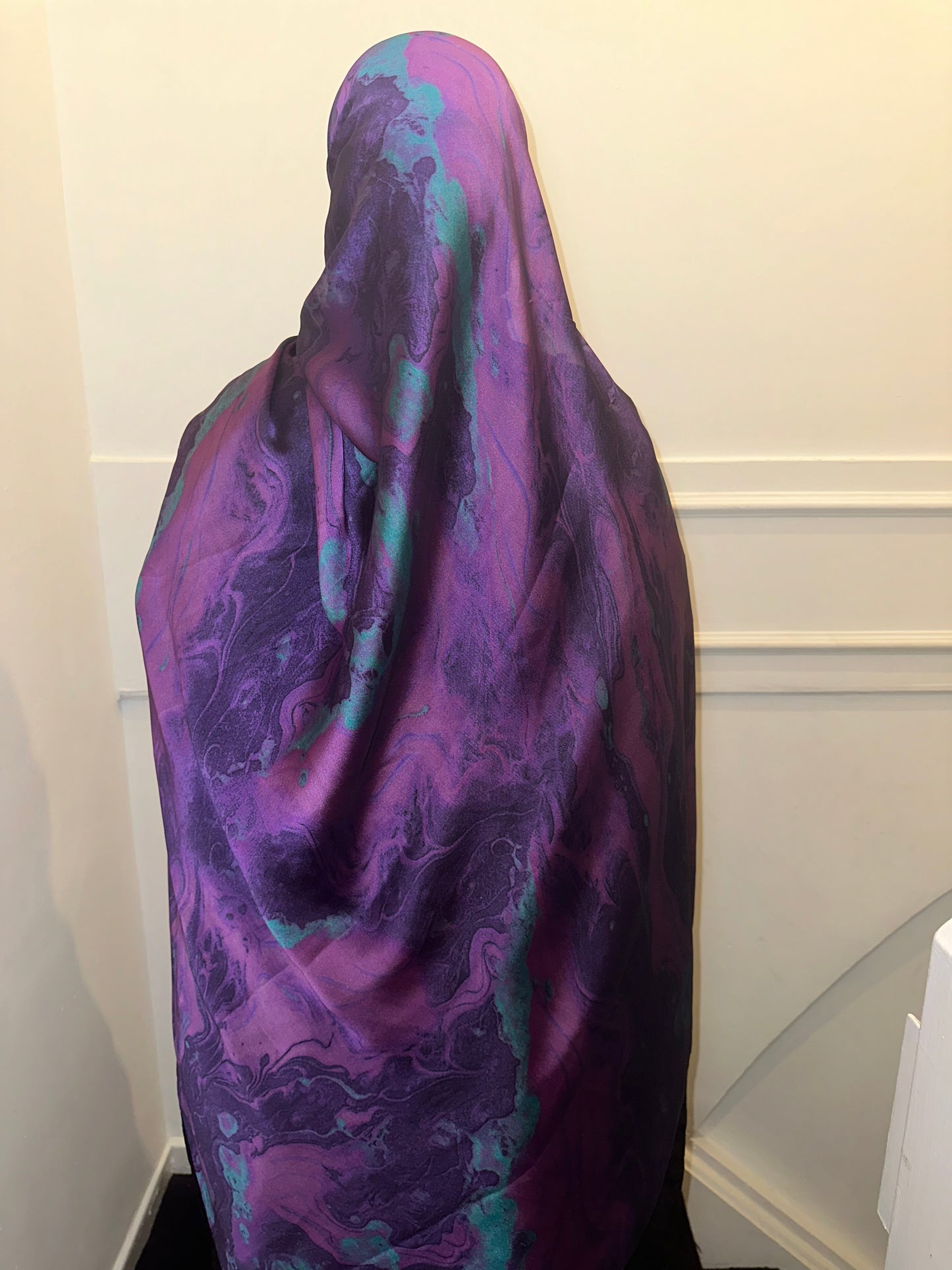 ETHEREAL WAVES: Violet